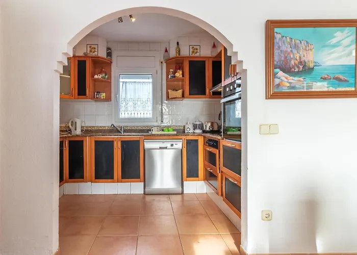 Casa De Vacaciones Con Piscina, Jardin, A.A, Barbacoa, Wifi Y Parking, Cerca De La Playa - Es-89-78